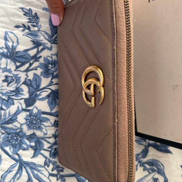 Gucci marmont wallet zip around - Picture 2 of 11